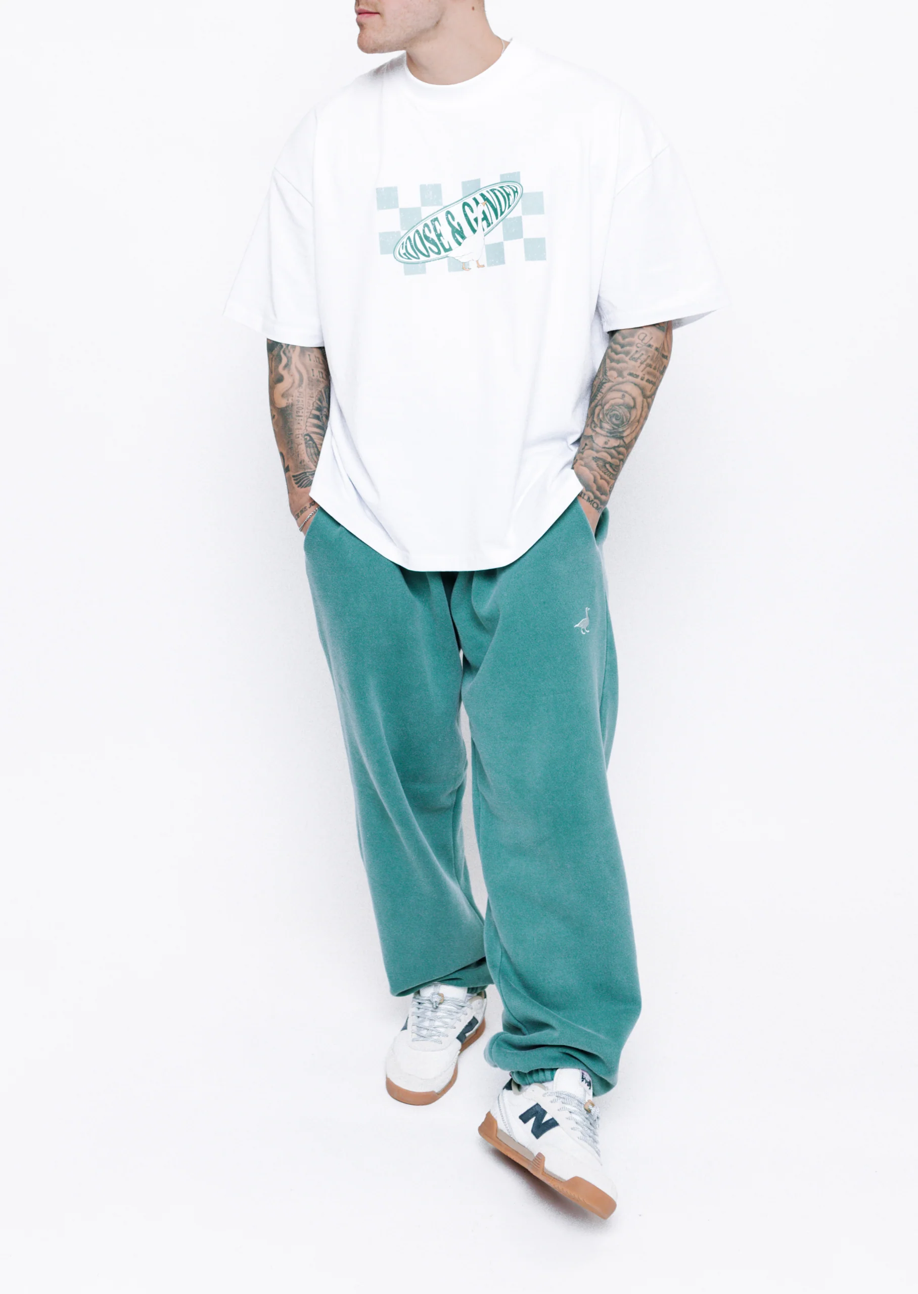 L&L Goose Embroidered Joggers - Washed Green - Image 10